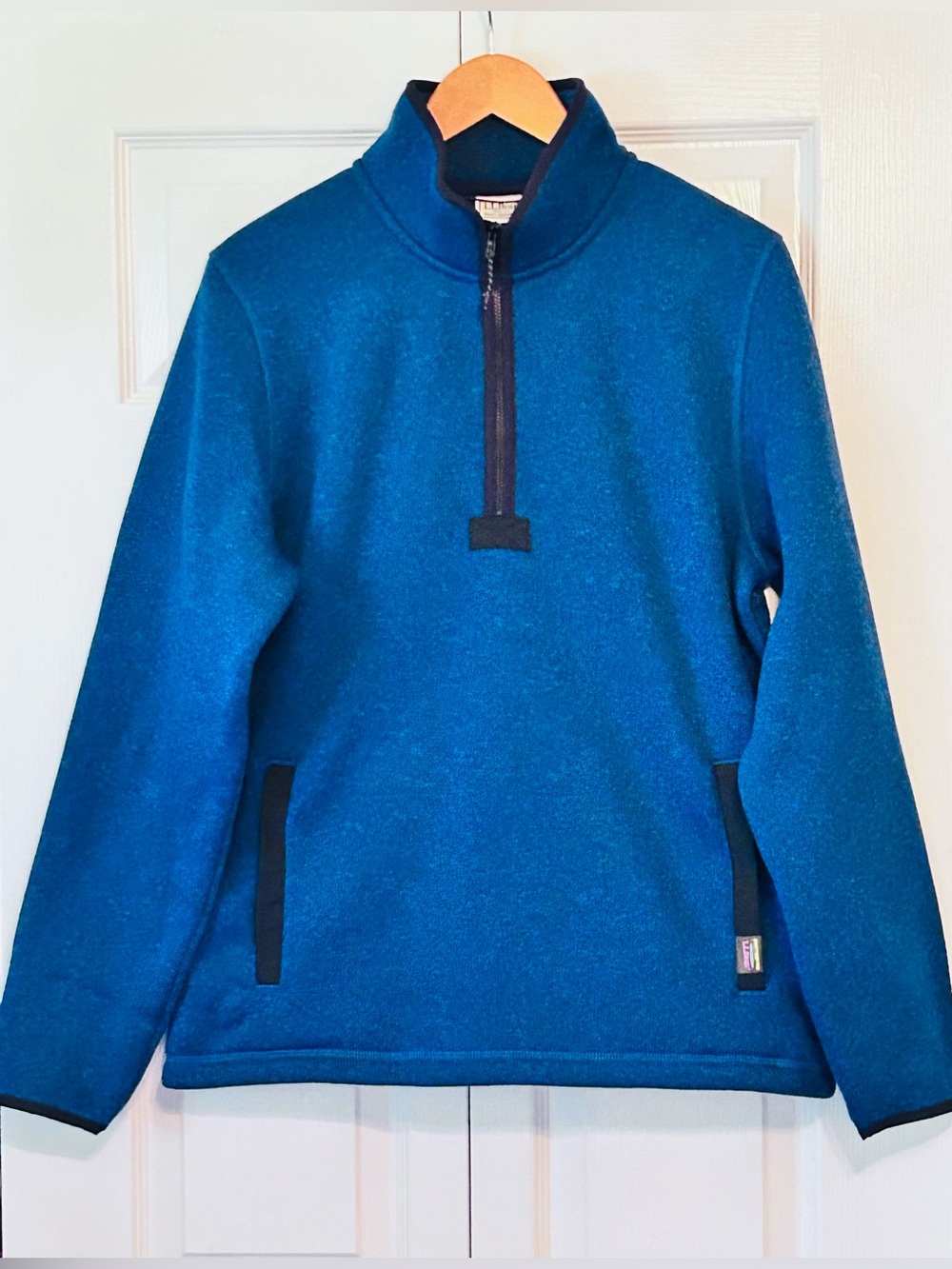 L.L. Bean Men's Blue and Black Half-Zip Fleece Pullover